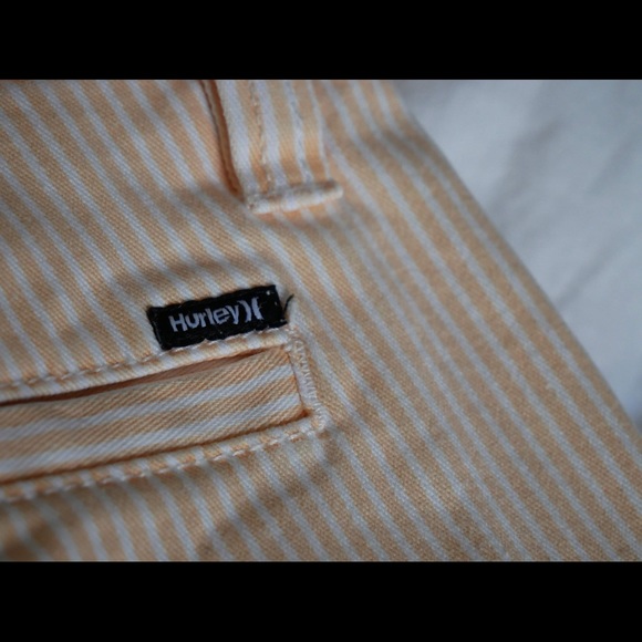 Hurley shorts 🩳 🍊 - Picture 3 of 3
